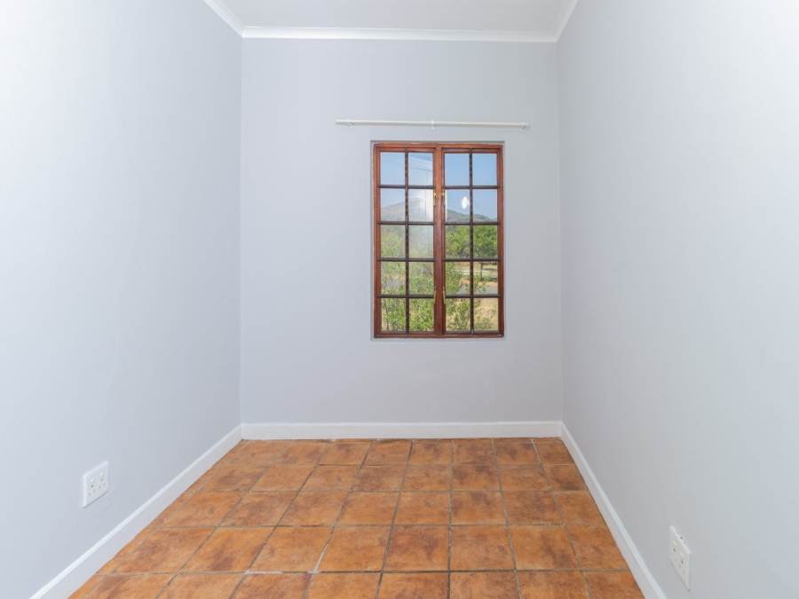 To Let 3 Bedroom Property for Rent in Landsmeer Residential Estate North West